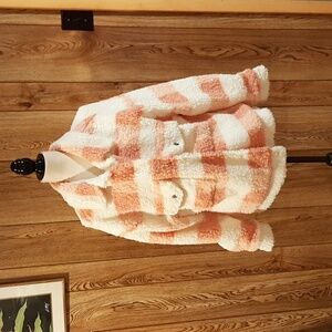 💟POL Pink and White Plaid Fuzzy Coat with Buttons (L)💟